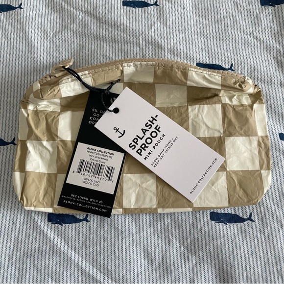 ALOHA Collection Handbags - Aloha Collection Mini Checkmate pouch